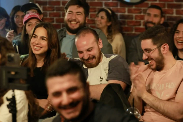 Syrian stand-up comedy has war-weary crowds in stitches