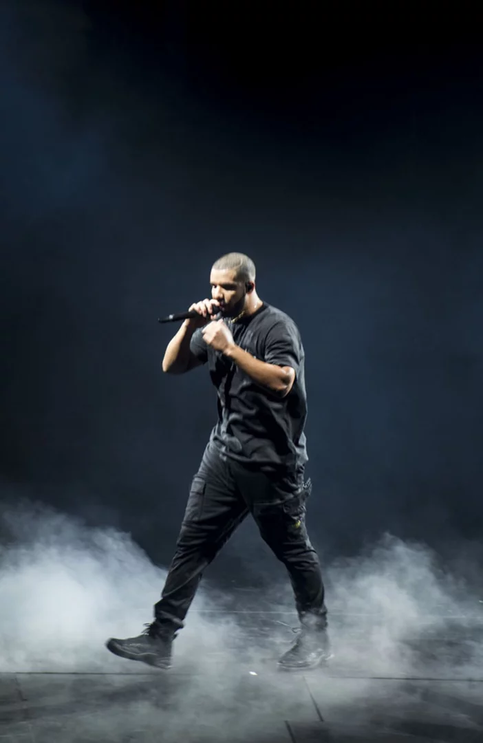 Drake teases new album is on COMING SOON