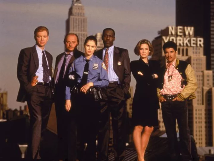 'NYPD Blue' at 30: The cop drama didn't change TV for good. But it did deliver good TV