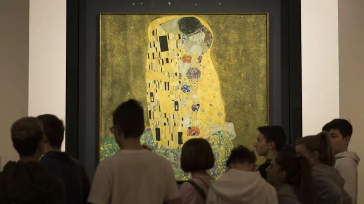 15 Things You Should Know About Gustav Klimt’s ‘The Kiss’